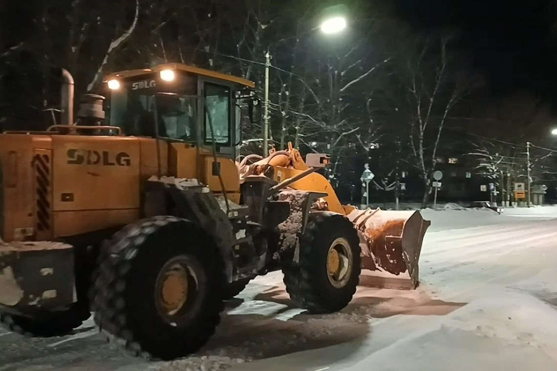 УБОРКА ГОРОДА ОТ СНЕГА
